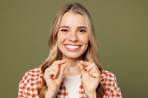 A Comparison Of Invisalign® And Traditional Braces For Straightening Teeth